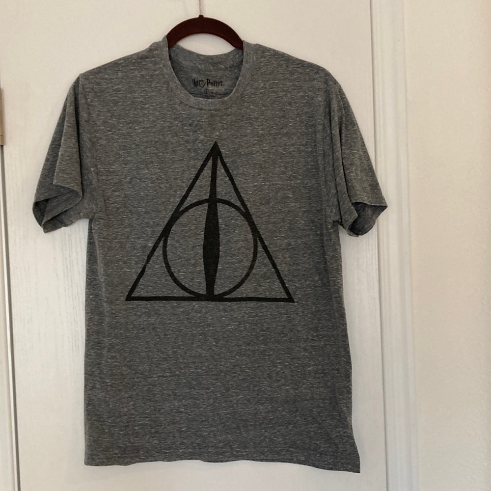 Men's/Women's M Harry Potter Deathly Hallows shirt